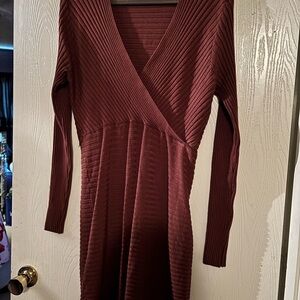 Elegant Brown Ribbed Dress